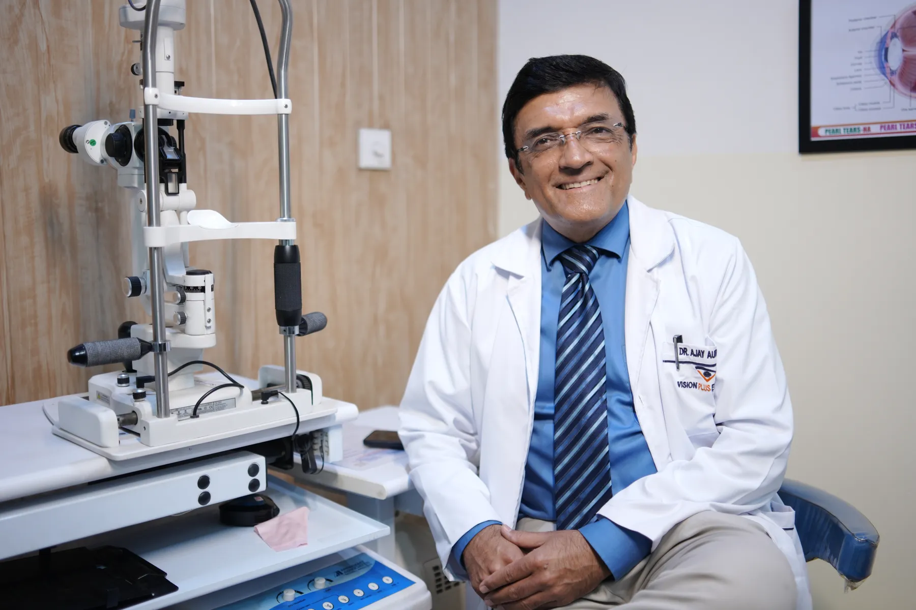 Eye diagnostics and laser suite
